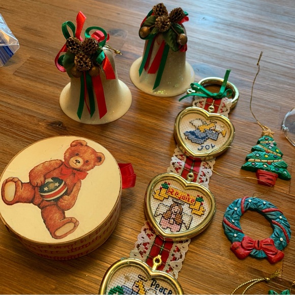 Bundle of vintage Christmas ornaments - Picture 5 of 8